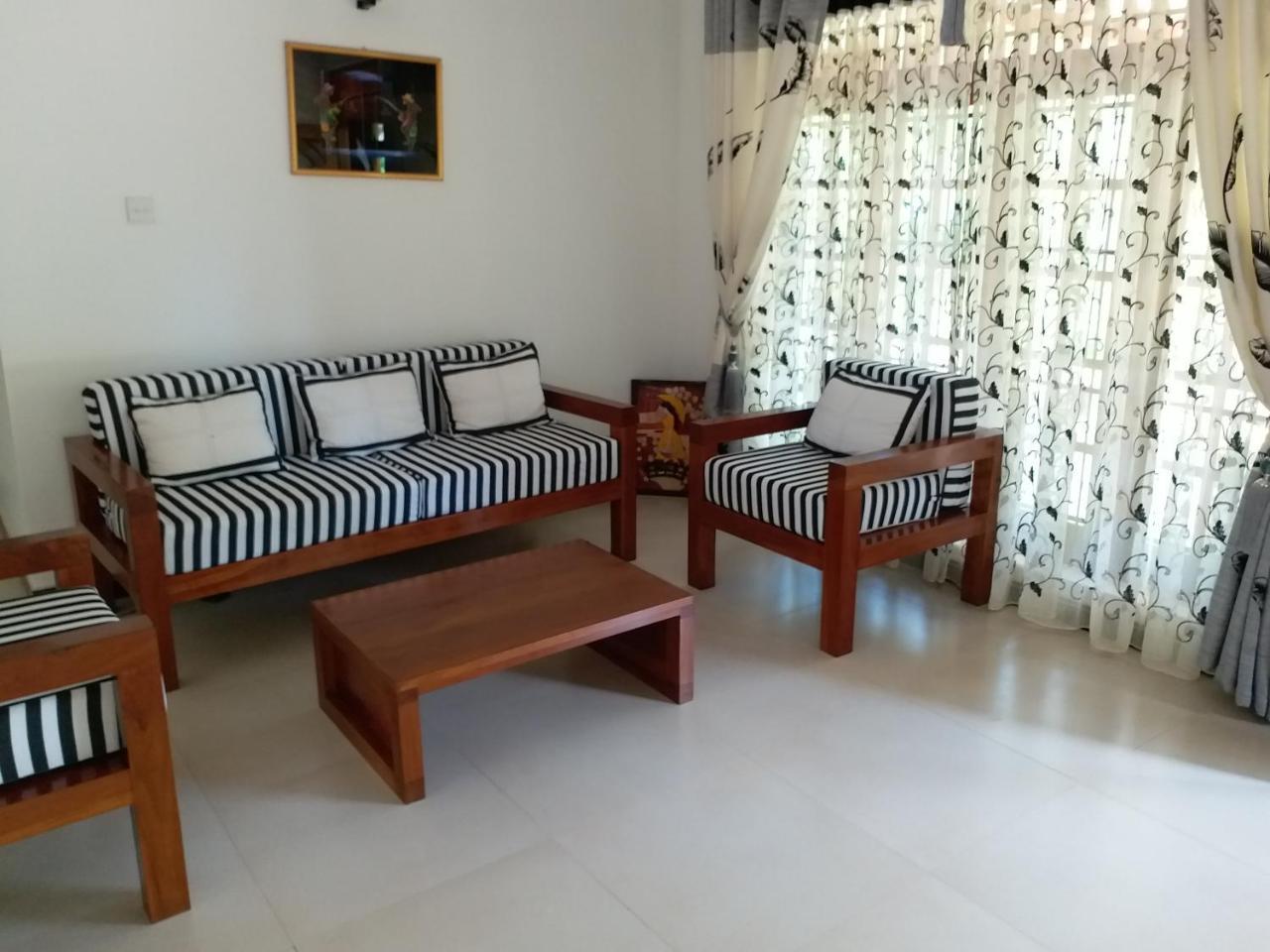 Casa Vacansa Home Stay Hungama エクステリア 写真